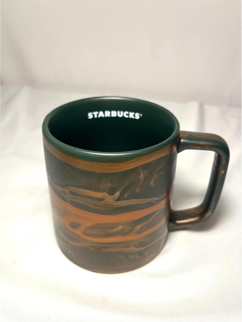 Starbucks 2022 Rose Gold Swirl Pearlescent Coffee Mug 12 oz.  BVC21